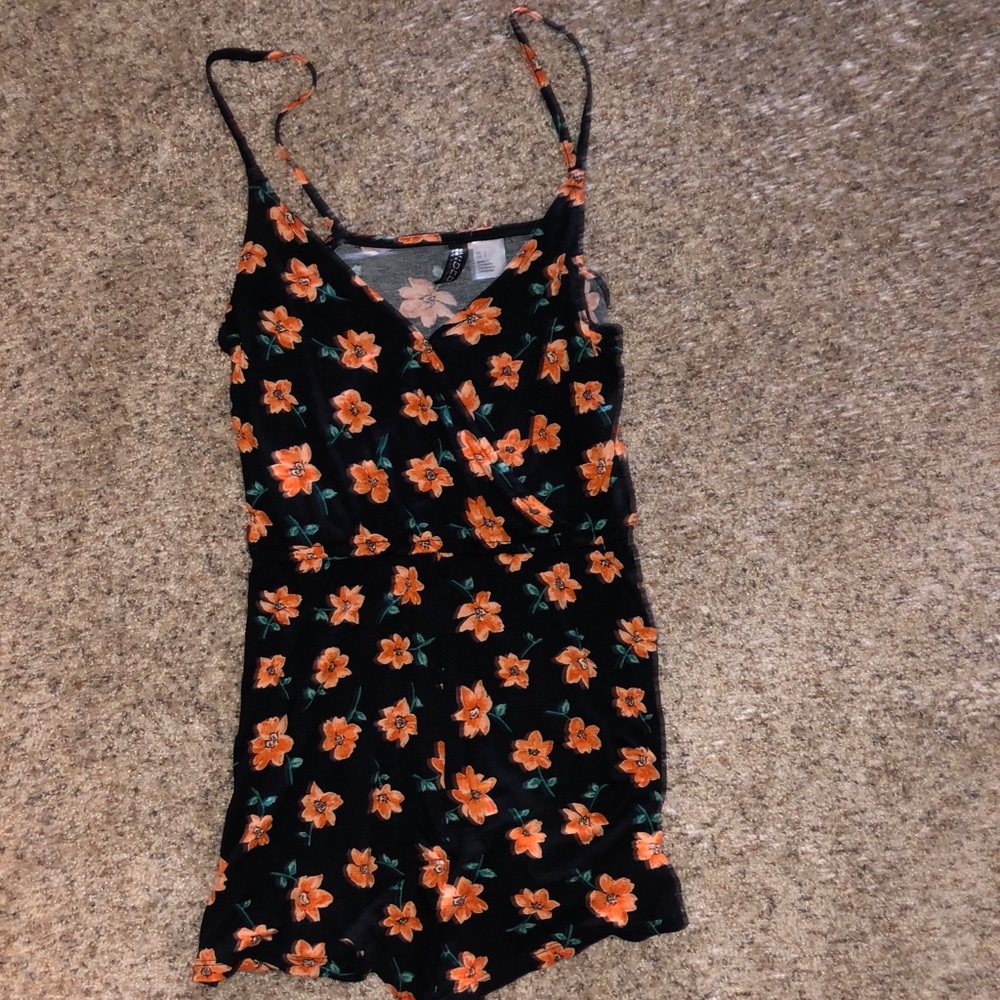 Romper bundle - Picture 6 of 6